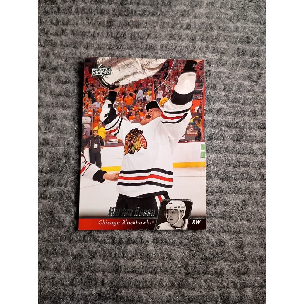 2010-2011 Upper Deck Chicago Blackhawks Marian Hossa Hockey Card #156